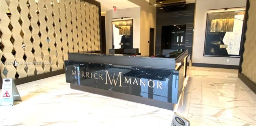 Condo in Coral Gables, Florida, 1 bedroom  № 1881596