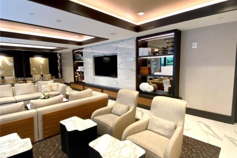 Condo in Coral Gables, Florida, 1 bedroom  № 1881596 - photo 7