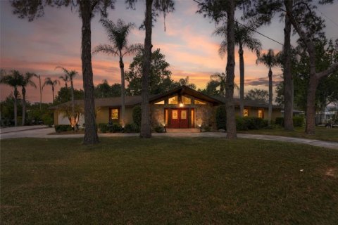 Casa en venta en Crystal River, Florida, 3 dormitorios, 207.36 m2 № 2211190 - foto 3