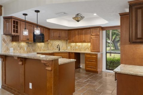 Casa en venta en Crystal River, Florida, 3 dormitorios, 207.36 m2 № 2211190 - foto 13