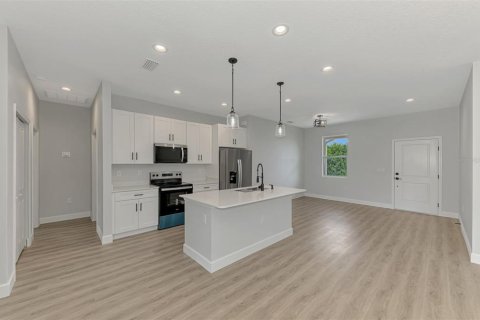 Villa ou maison à vendre à Port Charlotte, Floride: 4 chambres, 151.99 m2 № 1918345 - photo 21