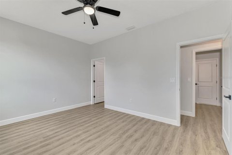 Villa ou maison à vendre à Port Charlotte, Floride: 4 chambres, 151.99 m2 № 1918345 - photo 25