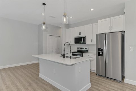 Villa ou maison à vendre à Port Charlotte, Floride: 4 chambres, 151.99 m2 № 1918345 - photo 9