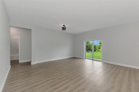 Villa ou maison à vendre à Port Charlotte, Floride: 4 chambres, 151.99 m2 № 1918345 - photo 18