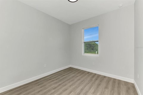 Villa ou maison à vendre à Port Charlotte, Floride: 4 chambres, 151.99 m2 № 1918345 - photo 30