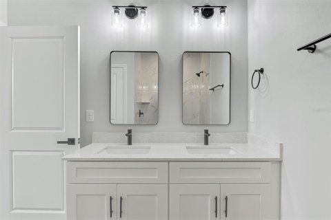 Villa ou maison à vendre à Port Charlotte, Floride: 4 chambres, 151.99 m2 № 1918345 - photo 28