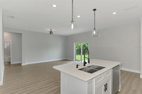 Villa ou maison à vendre à Port Charlotte, Floride: 4 chambres, 151.99 m2 № 1918345 - photo 15
