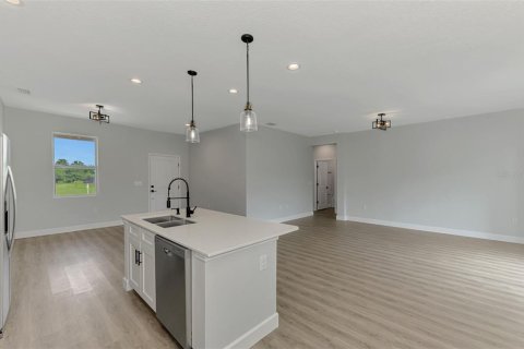 Villa ou maison à vendre à Port Charlotte, Floride: 4 chambres, 151.99 m2 № 1918345 - photo 13