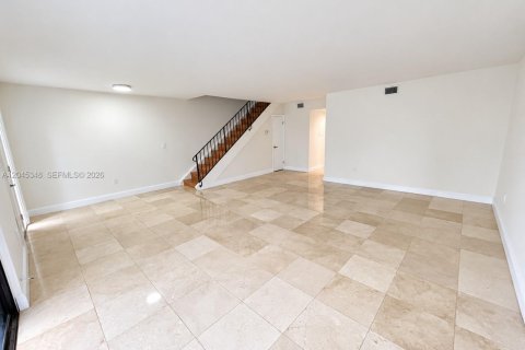 Adosado en alquiler en North Miami Beach, Florida, 3 dormitorios, 179.86 m2 № 2269497 - foto 6