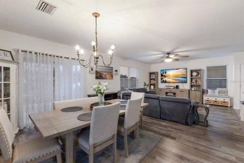 Casa en venta en Bradenton, Florida, 4 dormitorios, 215.16 m2 № 1522536 - foto 13