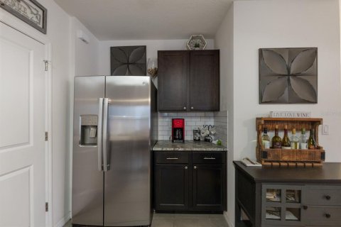 Casa en venta en Bradenton, Florida, 4 dormitorios, 215.16 m2 № 1522536 - foto 9