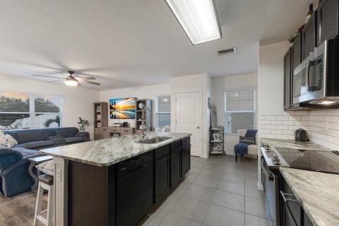 Casa en venta en Bradenton, Florida, 4 dormitorios, 215.16 m2 № 1522536 - foto 10