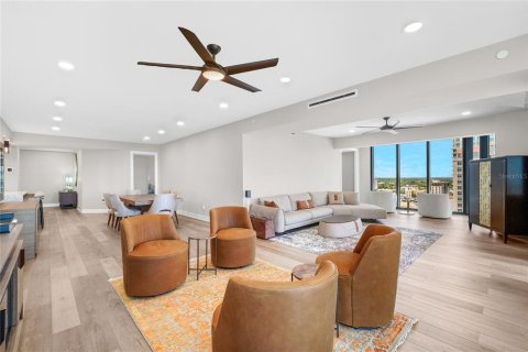 Condo in Saint Petersburg, Florida, 3 bedrooms  № 1755031 - photo 7