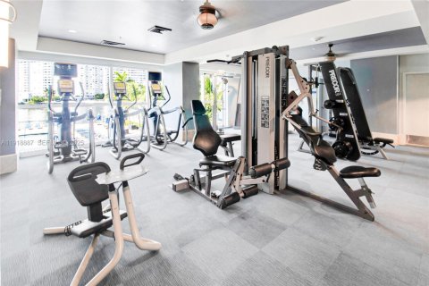 Copropriété à vendre à Hallandale Beach, Floride: 1 chambre, 85.84 m2 № 1975096 - photo 21