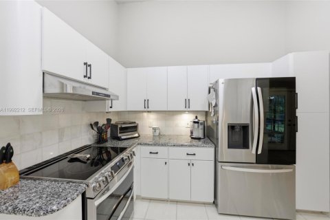 Casa en venta en Jupiter, Florida, 3 dormitorios, 173.73 m2 № 2064718 - foto 13