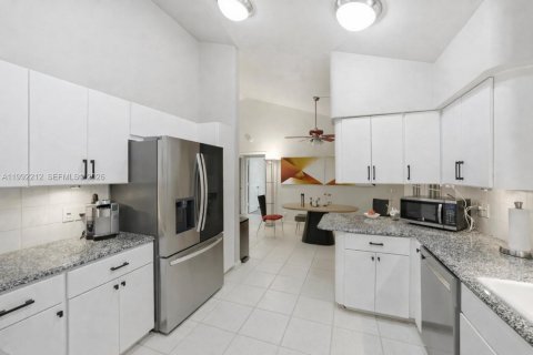 Casa en venta en Jupiter, Florida, 3 dormitorios, 173.73 m2 № 2064718 - foto 10