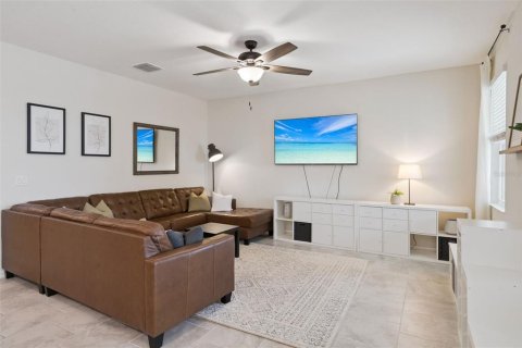 House in Groveland, Florida 3 bedrooms, 160.91 sq.m. № 2259158 - photo 13