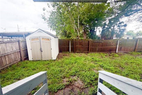 House in Tampa, Florida 3 bedrooms, 191.38 sq.m. № 2277332 - photo 27
