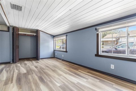 Dúplex en venta en Auburndale, Florida, 3 dormitorios, 88.26 m2 № 2227864 - foto 3