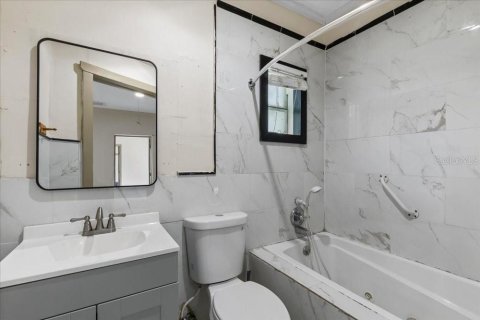 Dúplex en venta en Auburndale, Florida, 3 dormitorios, 88.26 m2 № 2227864 - foto 25