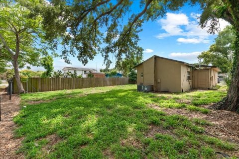 Dúplex en venta en Auburndale, Florida, 3 dormitorios, 88.26 m2 № 2227864 - foto 12