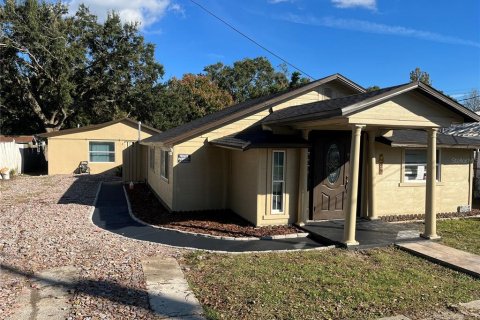 Duplex in Auburndale, Florida 3 bedrooms, 88.26 sq.m. № 2227864