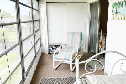 Condo in Deerfield Beach, Florida, 2 bedrooms № 2188493 - photo 23