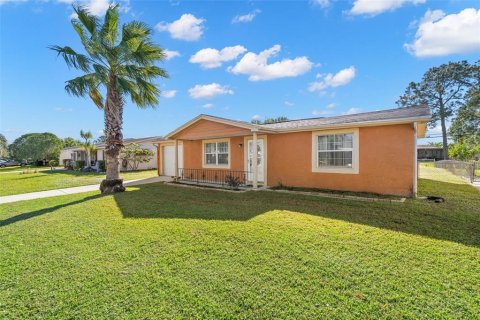 House in Holiday, Florida 2 bedrooms, 75.81 sq.m. № 2208557