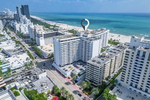Condominio en venta en Miami Beach, Florida, 1 dormitorio, 51.1 m2 № 1860989 - foto 29