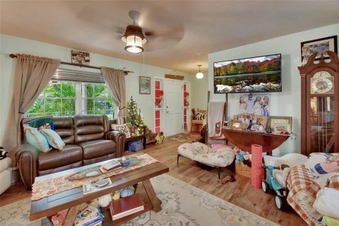 Купить виллу или дом в Пирсон, Флорида 3 комнаты, 182.65м2, № 1913183 - фото 4