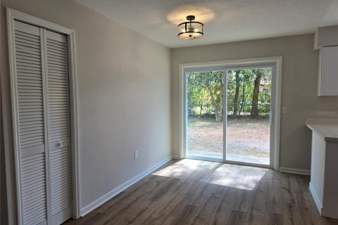 Casa en venta en Ocala, Florida, 4 dormitorios, 135.27 m2 № 2109557 - foto 7