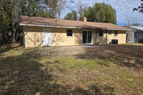 Casa en venta en Ocala, Florida, 4 dormitorios, 135.27 m2 № 2109557 - foto 3