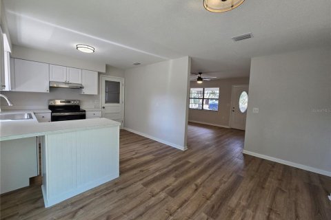 Casa en venta en Ocala, Florida, 4 dormitorios, 135.27 m2 № 2109557 - foto 12