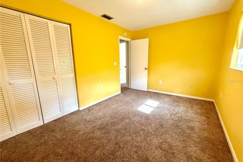 House in Sarasota, Florida 3 bedrooms, 142.79 sq.m. № 2200371 - photo 26