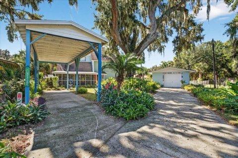 Villa ou maison à Lake Wales, Floride 3 chambres, 164.25 m2 № 2142863