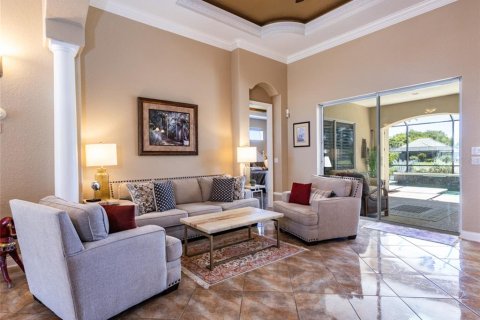 House in Palm Coast, Florida 4 bedrooms, 235.41 sq.m. № 1877419 - photo 6