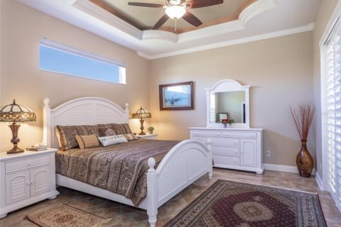 House in Palm Coast, Florida 4 bedrooms, 235.41 sq.m. № 1877419 - photo 30