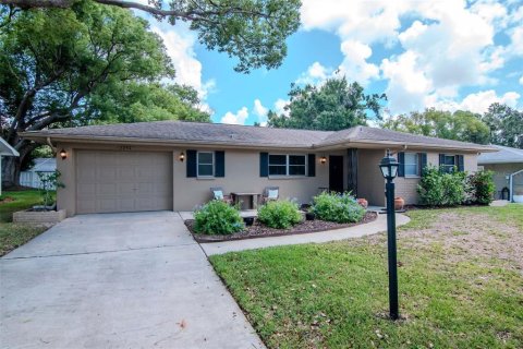 House in Palm Harbor, Florida 2 bedrooms, 124.58 sq.m. № 1907527 - photo 3