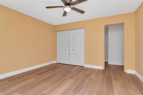 House in Palm Harbor, Florida 2 bedrooms, 124.58 sq.m. № 1907527 - photo 7