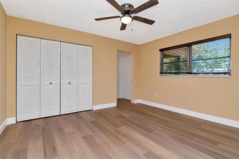 House in Palm Harbor, Florida 2 bedrooms, 124.58 sq.m. № 1907527 - photo 8