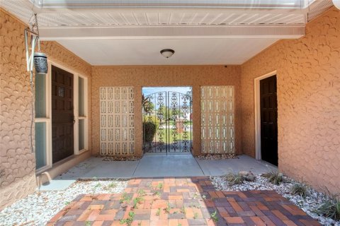 Casa en venta en Palm Coast, Florida, 3 dormitorios, 189.89 m2 № 1900338 - foto 7