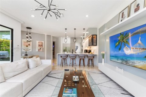 House in Delray Beach, Florida 6 bedrooms, 402.36 sq.m. № 2368360 - photo 14
