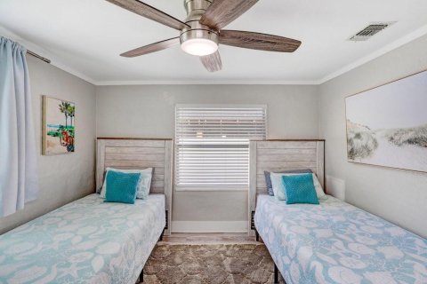 House in Tampa, Florida 2 bedrooms, 72.46 sq.m. № 2214527 - photo 13