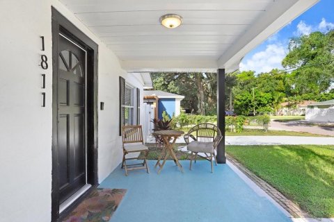 House in Tampa, Florida 2 bedrooms, 72.46 sq.m. № 2214527 - photo 2