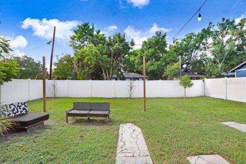 House in Tampa, Florida 2 bedrooms, 72.46 sq.m. № 2214527 - photo 14