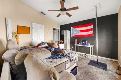 House in Orlando, Florida 3 bedrooms, 121.61 sq.m. № 2225338 - photo 17