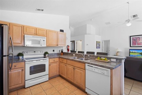 House in Davenport, Florida 3 bedrooms, 128.95 sq.m. № 1670262 - photo 5