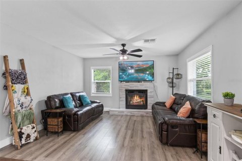 Villa ou maison à vendre à Orange City, Floride: 3 chambres, 108.32 m2 № 2167703 - photo 7