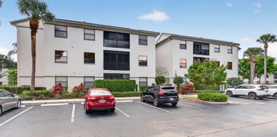 Condo à Boynton Beach, Floride, 3 chambres  № 2251400