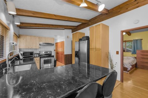 House in Palm Harbor, Florida 2 bedrooms, 121.42 sq.m. № 1872992 - photo 16